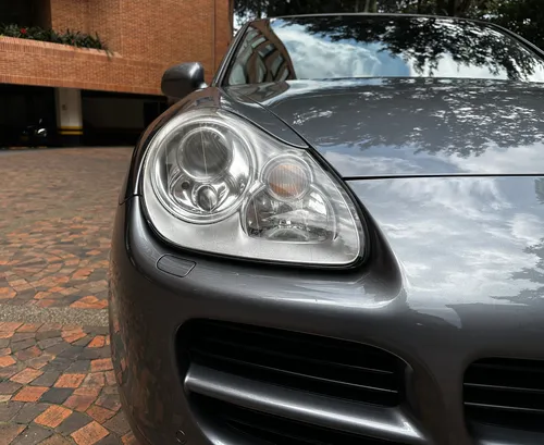 Porsche Cayenne 3.2 V6