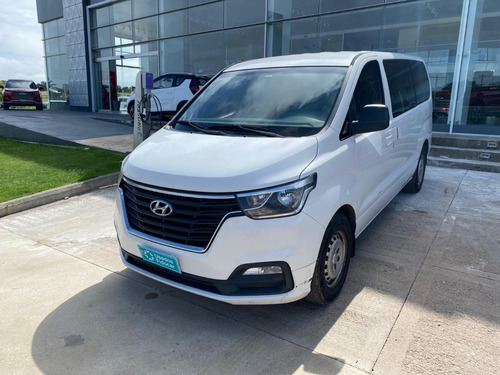 Hyundai H1 2.4 Grand Starex Minibus 12as