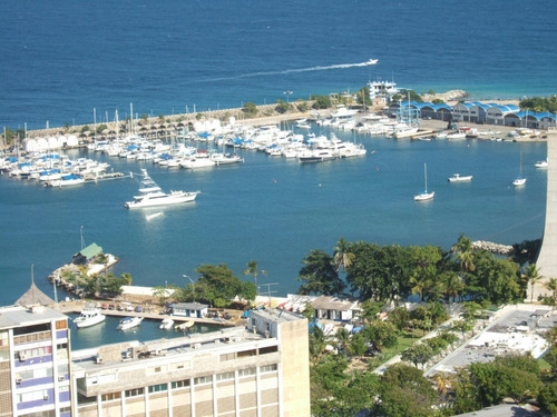 Imagen 5 de 29 de La Guaira Naiguata Alquiler Vacacional Frente Al Club Puerto Azul.