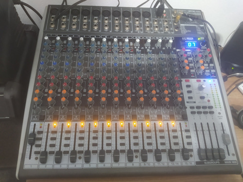 Mesa De Som Behringer Xenyx X2442 Usb