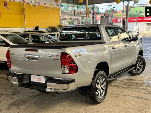 Toyota Picape Cabine Dupla Hilux 2.8 TDI SRX CD 4x4 (Aut)
