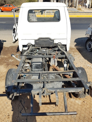 Imagen 5 de 14 de Hiundai H100 Chasis Cabina Gasolina Por Partes
