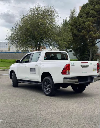 Toyota Hilux 2.4 2024