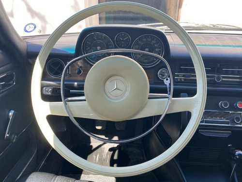 Mercedes Benz 250 C