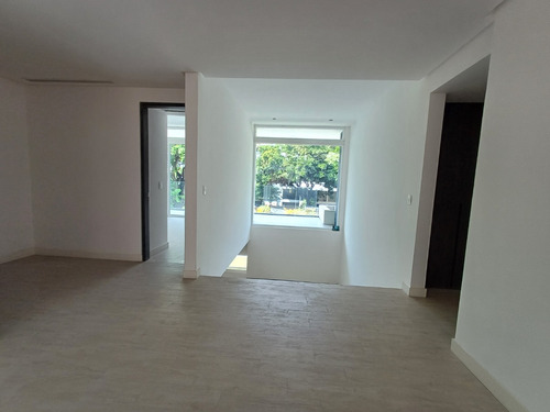 Pb Duplex Obra Blanca La Castellana De Lujo