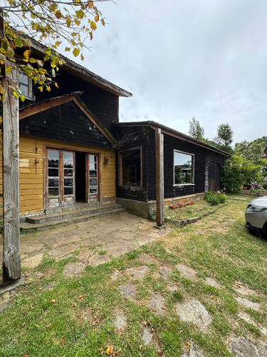 Terreno En Venta, Hosteria Con Cabañas, Vista Privilegiada