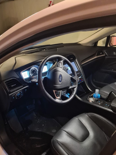 Ford Mondeo Titanium