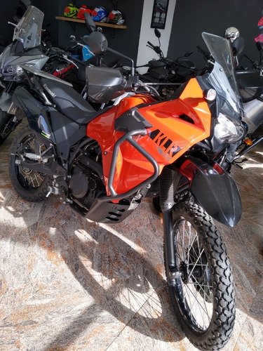 Imagen 13 de 16 de Kawasaki Klr650 Klr 650 ( No Versys 300 ) Tomo Permutas
