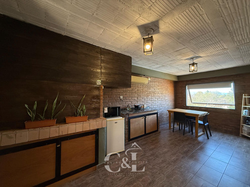 Venta Casa De Categoria Y Dpto Con Piscina En Villa Del Lago