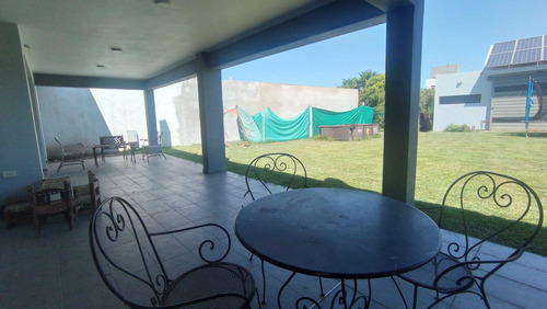Casa En Venta En Siete Soles , Escritura, Amplio Patio