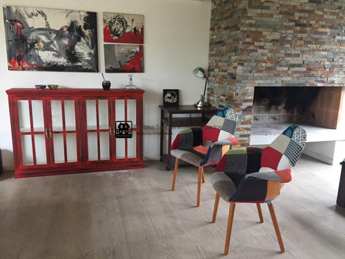 Moderna Casa En Pinares, Ubicada A 3 Cuadras Del Mar- Ref: 1329