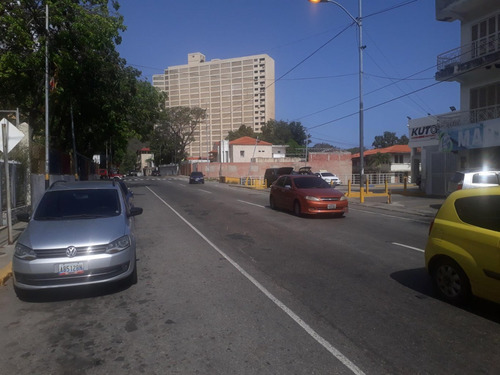 Excelente Terreno En Venta, Comercial Y Residencial En Macuto La Guaira 25-248 Edf