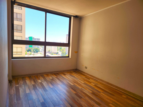 Arriendo Depto 2d Con Gc Incluidos/e Central (83499)