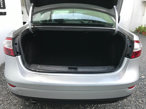 Renault Fluence 1.6 16v Confort Plus Año 2014 - Liv Motors