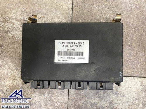 Freightliner Cab Control Module, A0004463535