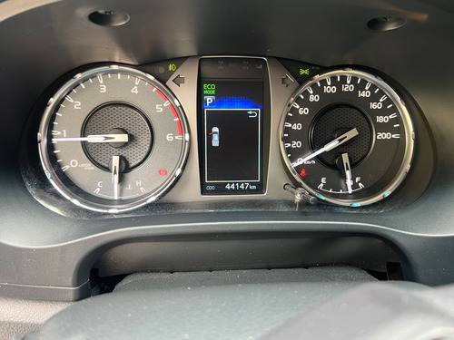 Toyota Hilux Pick-up 2.8 Cd Srv 204cv 4x4 At