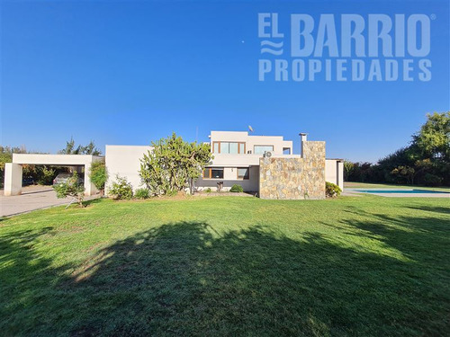 Casa En Venta En Colina