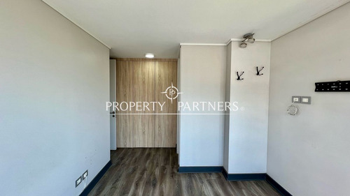 Propiedad En Arriendo En Calle Santa Cristina, Mac...