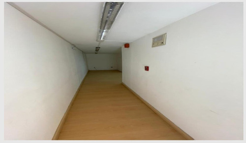 Imagen 4 de 6 de #1515 Edificio Comercial De 810m2, Chacao.