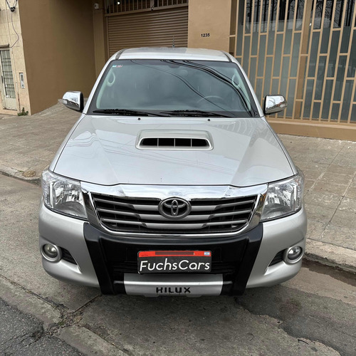 Toyota Hilux 3.0 Cd Srv Cuero 171cv 4x2