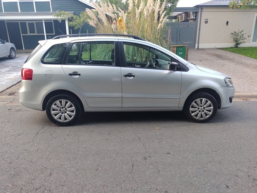 Volkswagen Suran 1.6 Comfortline 101cv 11a 2014