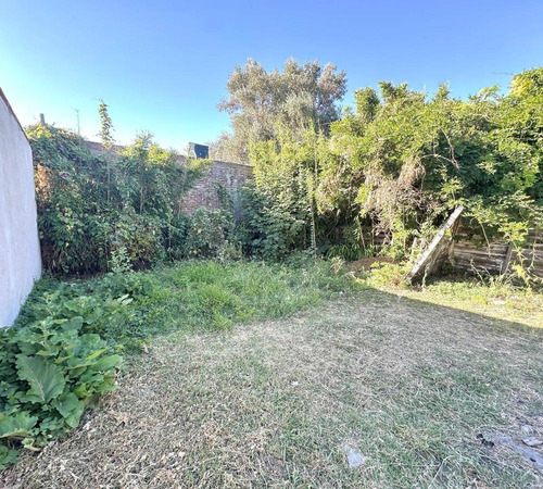 Casa Quinta Con Lote 4 Ambientes Con Amplio Parque Ezpeleta