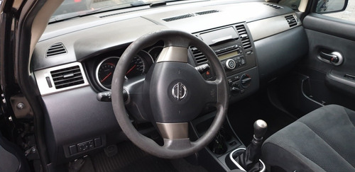Nissan Tiida 1.8 S Flex 5p 2012