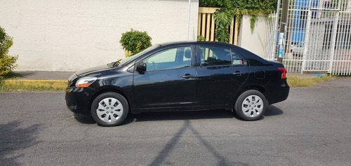 Imagen 9 de 15 de Toyota Yaris 2010 1.5 Sedan Core Aa At