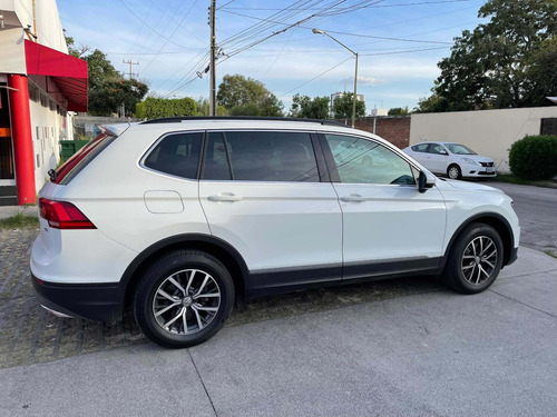 Imagen 12 de 15 de Volkswagen Tiguan 2018 1.4 Comfortline Plus At