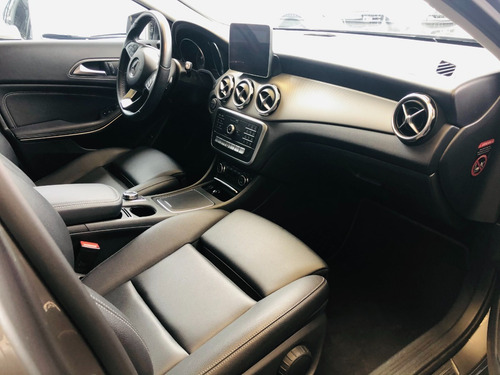 Mercedes Benz Gla 200