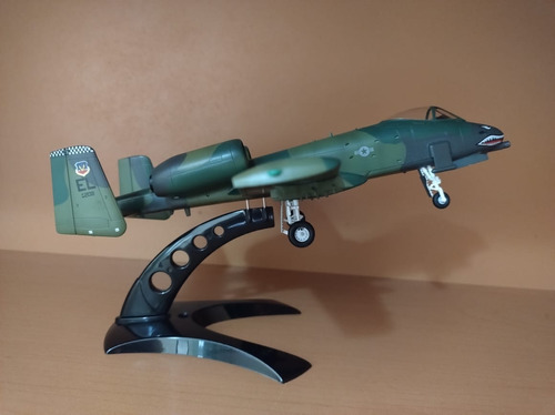Easy Model. A-10 Thunderbolt Ii. Escala 1:72