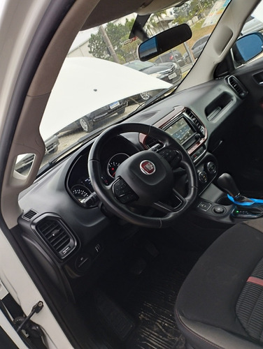 Imagem 8 de 14 de Fiat Toro 2020 1.8 16v Freedom Flex 4x2 Aut. 4p