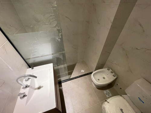 Venta Depto 3 Amb Con Terraza Caseros A Estrenar
