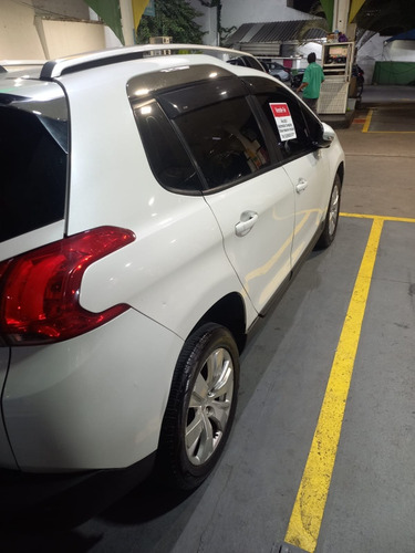 Peugeot 2008 1.6 16v Allure Flex Aut. 5p