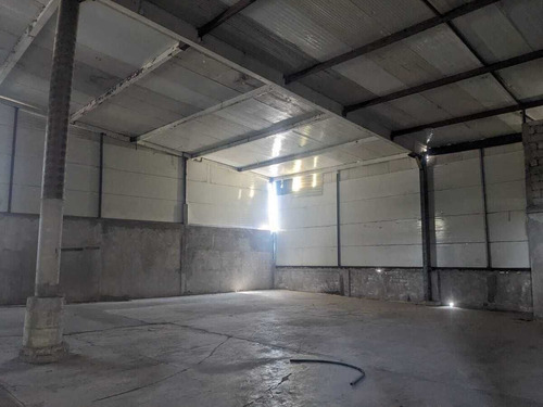 Nave Industrial O Bodega Con Excelente Ubicación