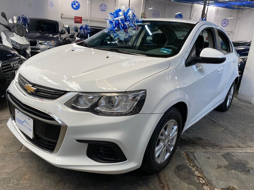 Chevrolet Sonic Lt 2017