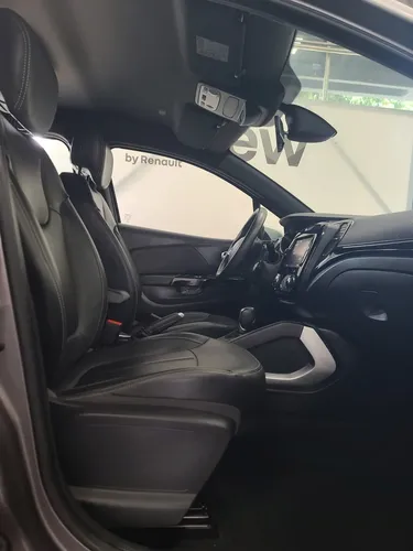 Renault Captur 1.3 T Iconic Cvt