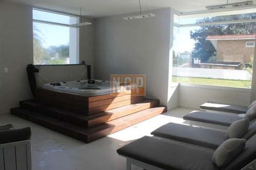 Imagen 9 de 11 de Apartamento Con Excelentes Servicios