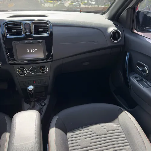 Renault Stepway 1.6 Intense Automática