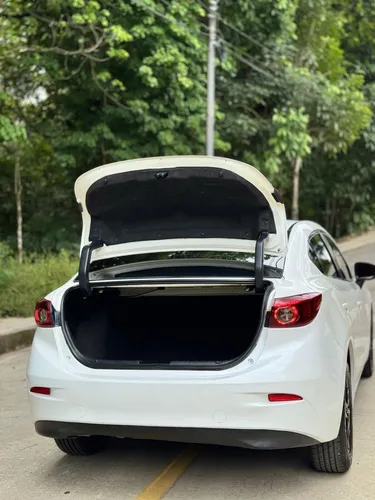 Mazda 3 2.0 Prime