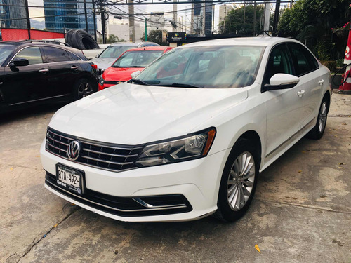 Volkswagen Passat 2.5 Comfortline At