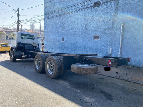 Imagem 4 de 9 de Vw 24220 Worker Truck Fuscão Ford Cargo Constelation