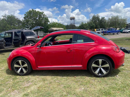 Imagen 6 de 14 de Volkswagen Beetle 2015 2.5 Sport Mt