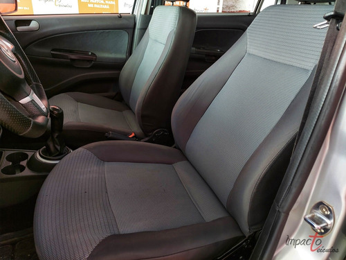 Volkswagen Gol 1.0 MI 8V FLEX 4P MANUAL