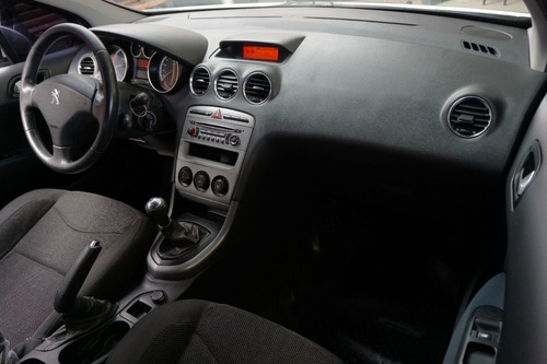 Imagen 12 de 15 de Peugeot 408 Allure 2.0 2014