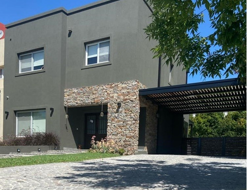 Casa  En Venta En Los Olivares, Malvinas Argentinas, G.b.a. Zona Norte