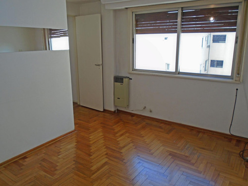 Venta Departamento De 2 Ambientes En Vicente López