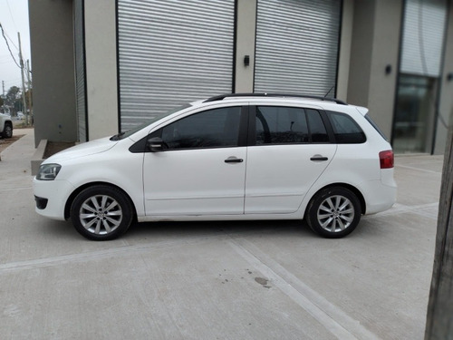 Imagen 4 de 12 de Volkswagen Suran 2012 1.6 Trendline 11b