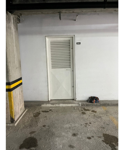 Apartamento Ubicado En La Urbanización Loma Linda