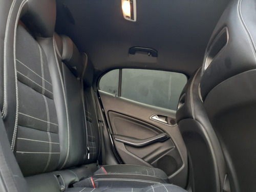 Imagem 8 de 15 de Mercedes Benz